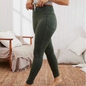 NWT Aerie OFFLINE The Hugger Legging Hi Rise Heathered Olive Green XS Pockets